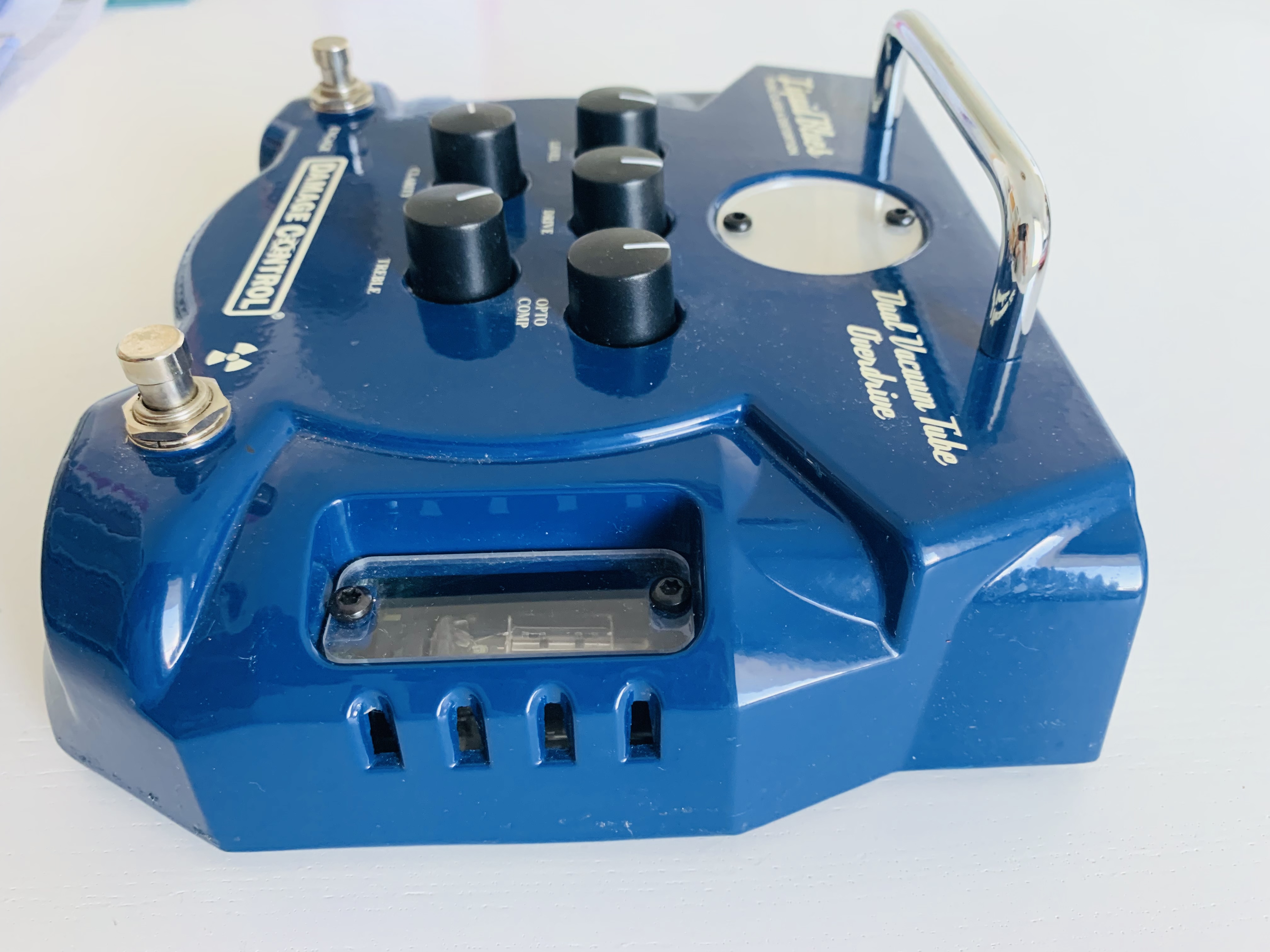 Liquid Blues - Damage Control Liquid Blues - Audiofanzine