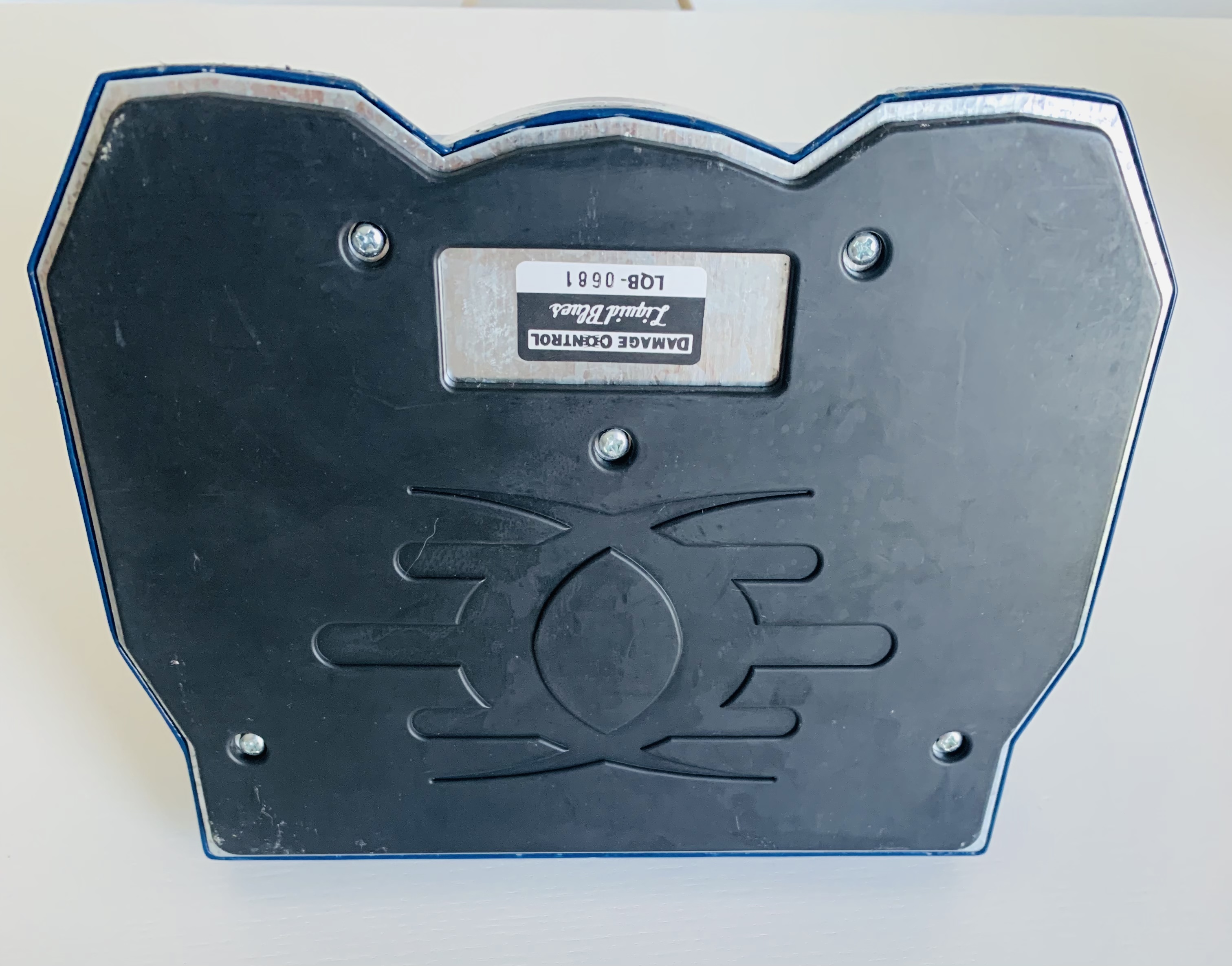 Liquid Blues - Damage Control Liquid Blues - Audiofanzine