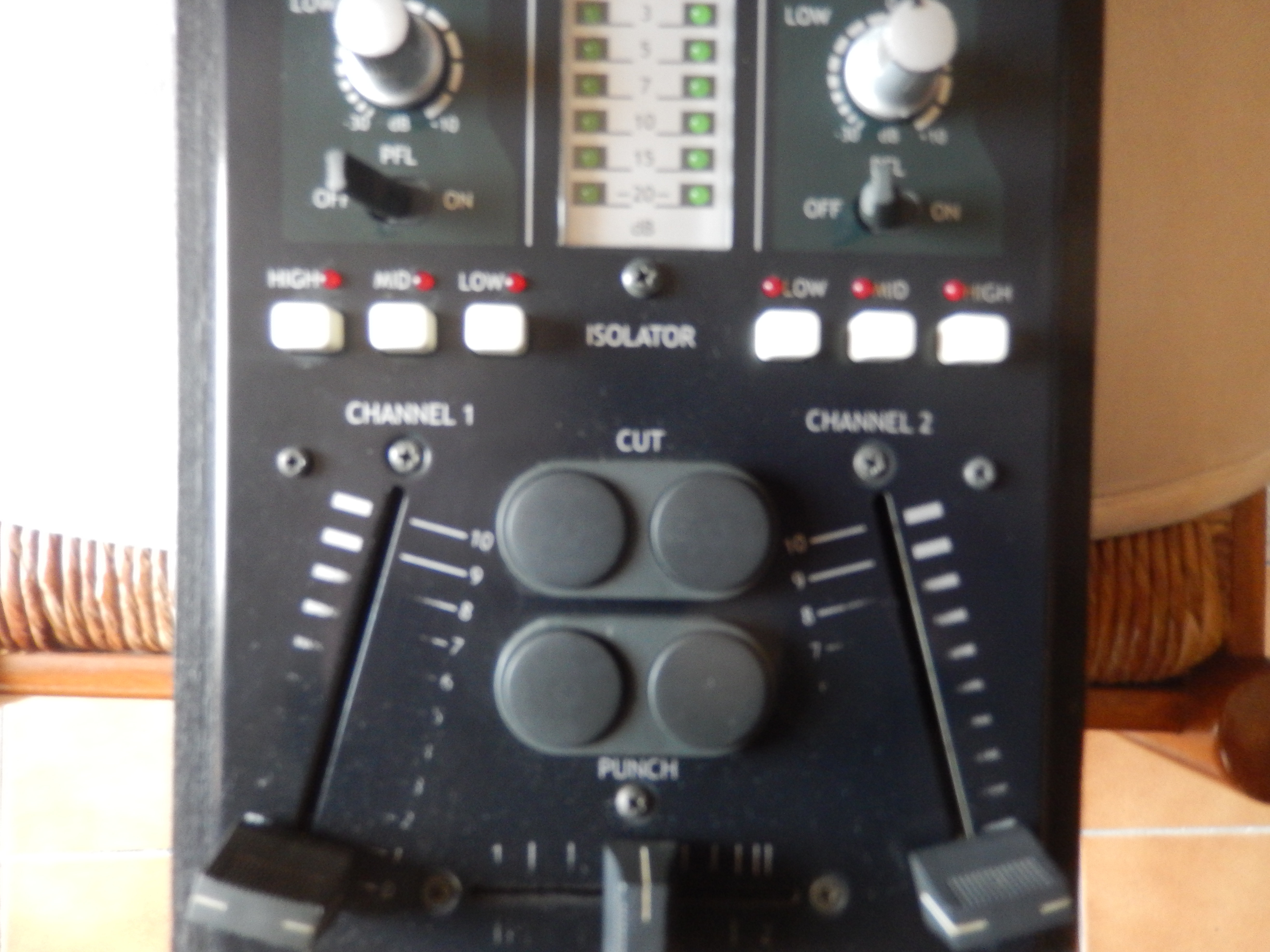 Smac Pro 20 - Ecler Smac Pro 20 - Audiofanzine