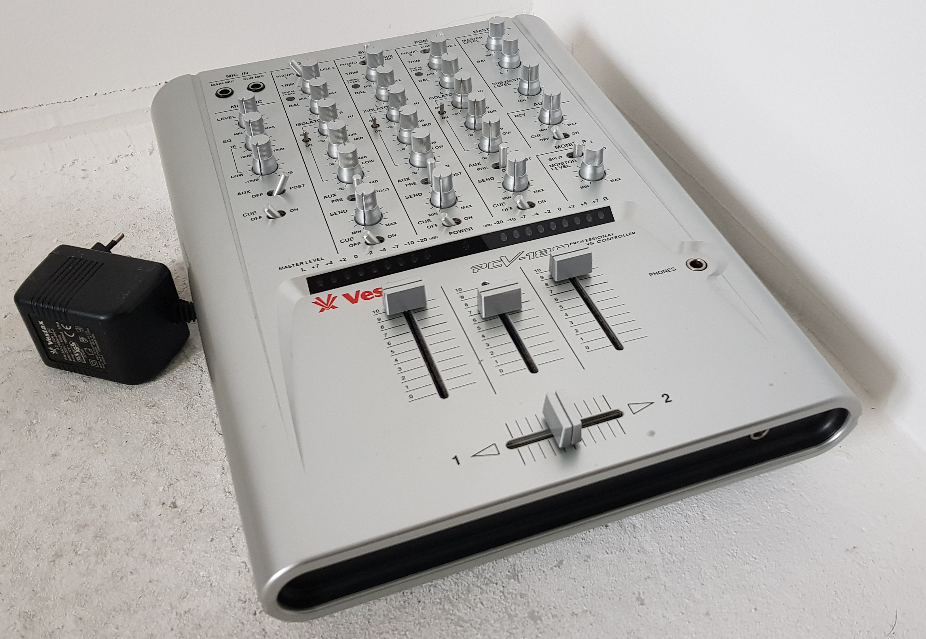 DJ機材 Vestax pcV-180 13514.jpg?fm=webp&fit=max&s=