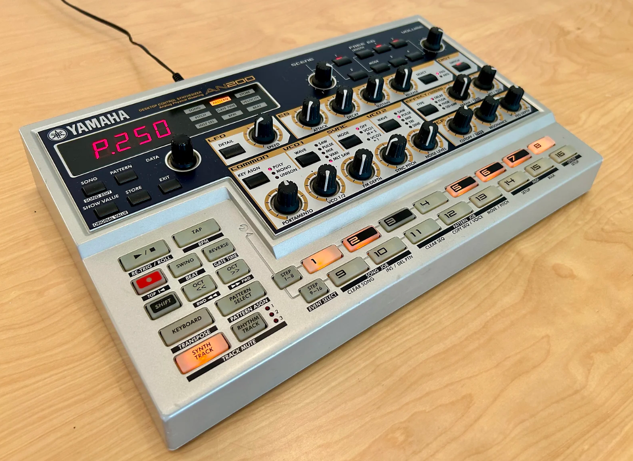 AN200 - Yamaha AN200 - Audiofanzine