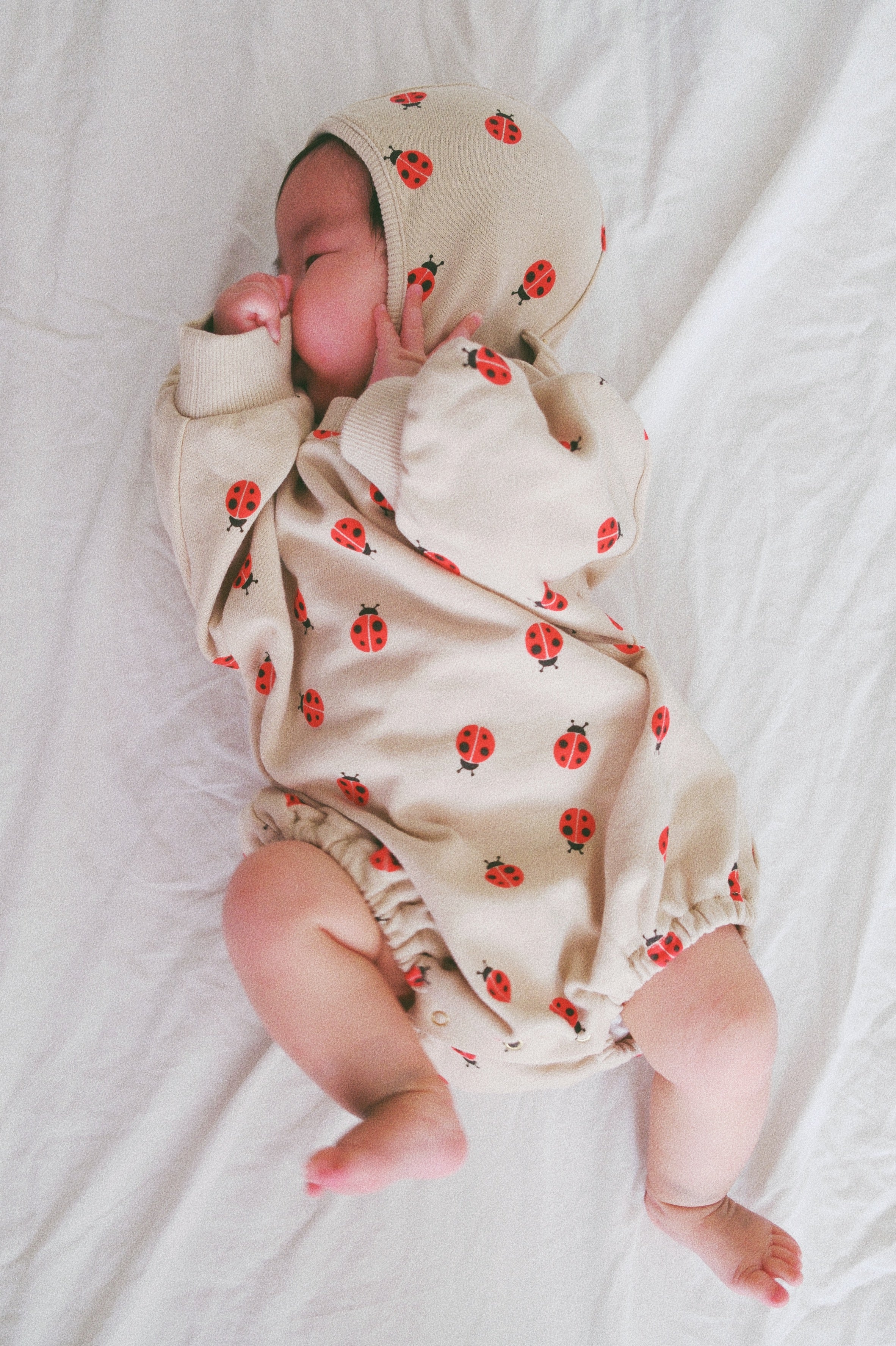 OVERSIZED BODYSUIT – melted butter