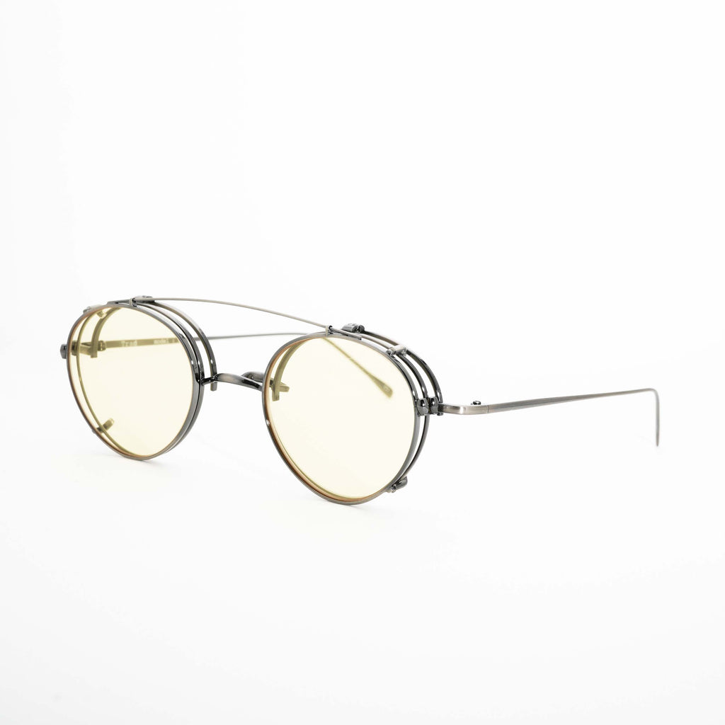 跳ね上げレンズ式アイウェア I METRONOME Tokyo Online | METRONOME