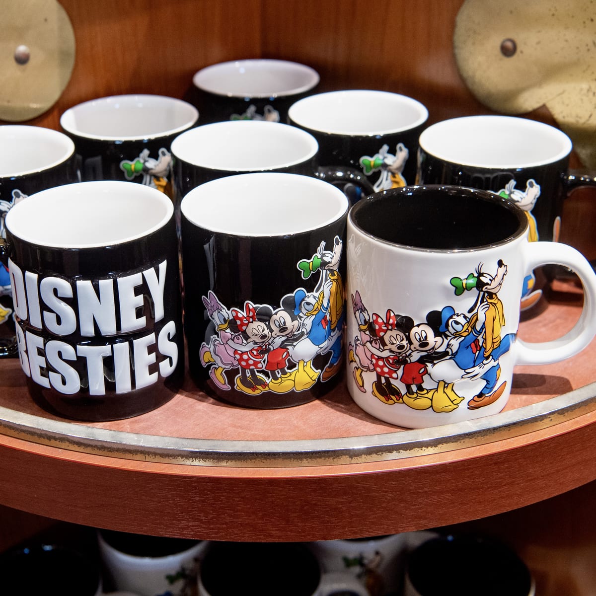 DISNEY BESTIES（親友）デザイン！東京ディズニーランド マグカップ