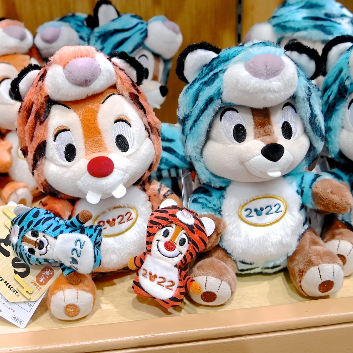 ミッキーたちが寅(トラ)になりきり！“東京ディズニーリゾートのお正月