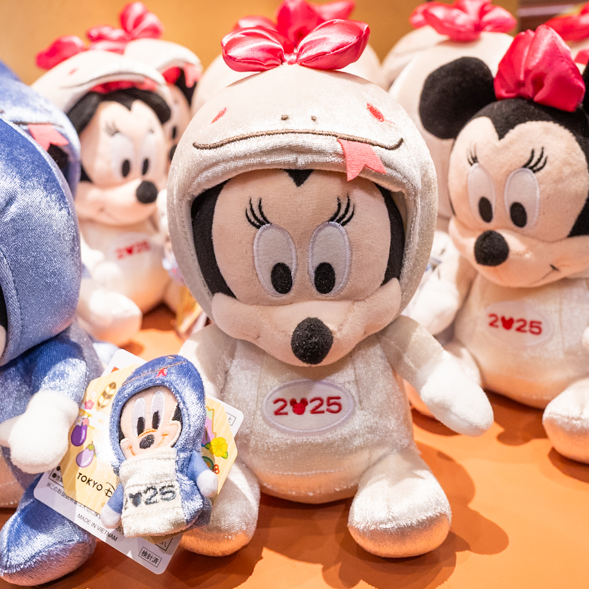 2025年の干支である巳（ヘビ）になりきり！東京ディズニーランド