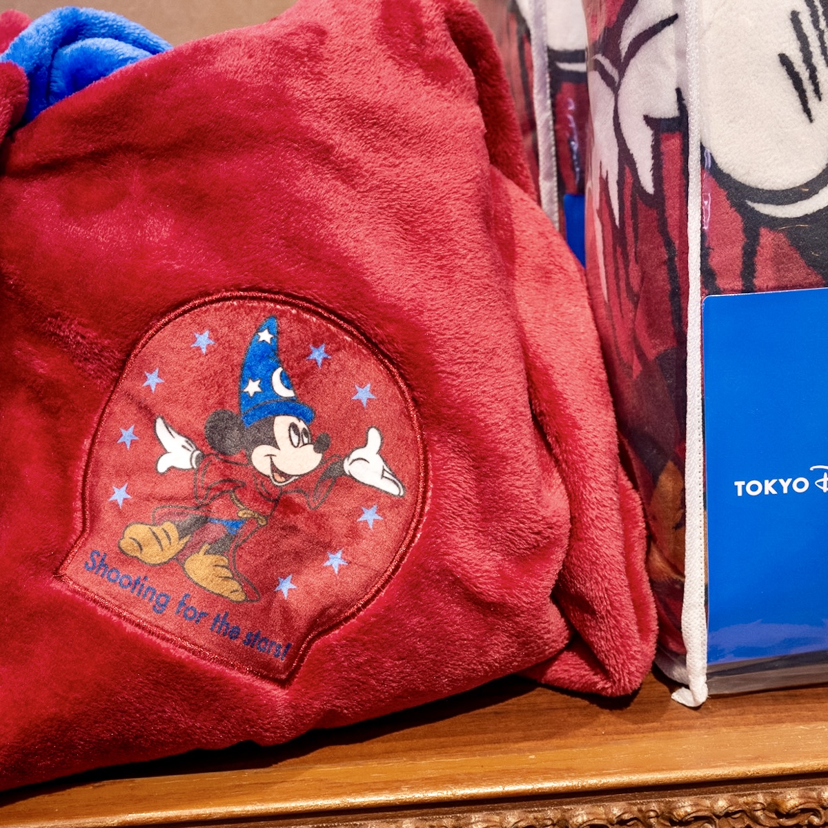 着る毛布やルームライトなど！東京ディズニーランド『ファンタジア