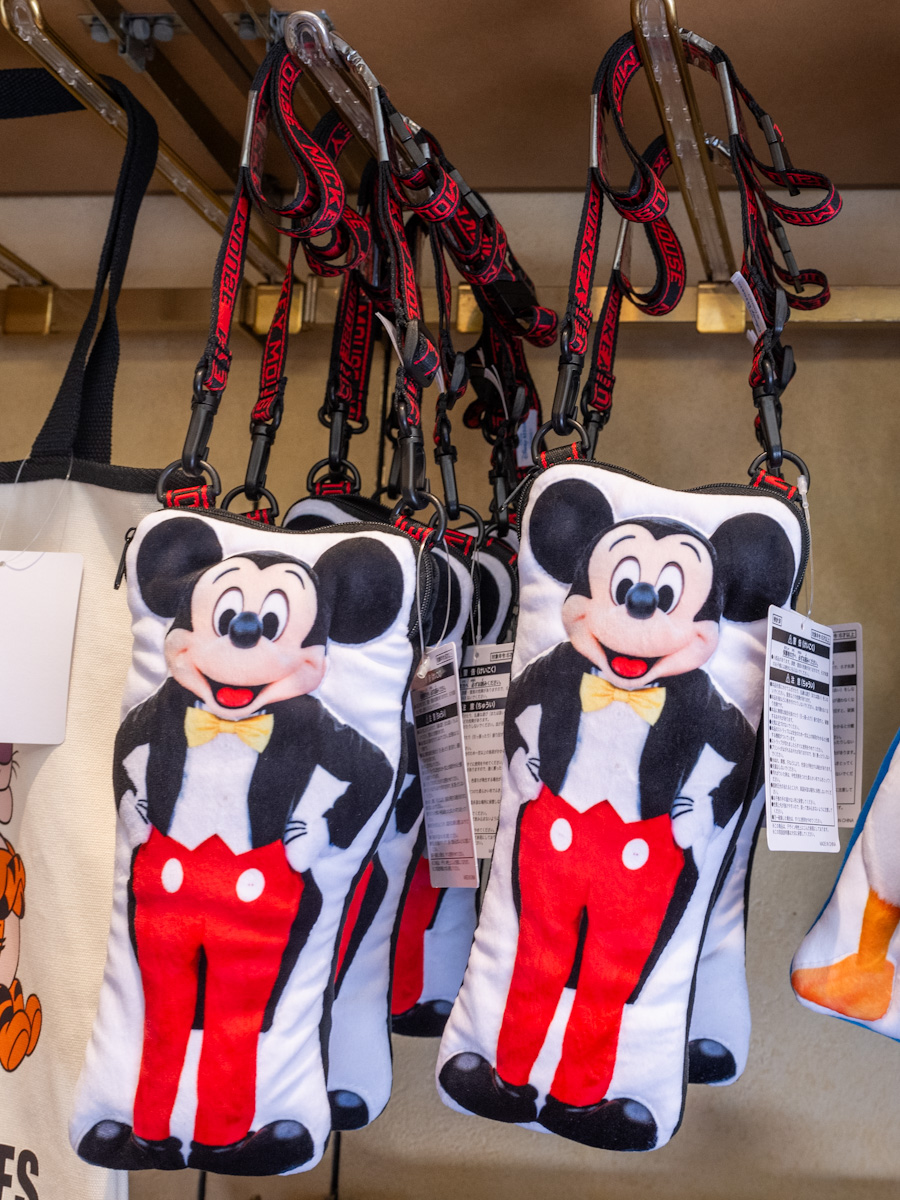 実写ミッキー&ドナルドデザイン！東京ディズニーランド「ミッキー