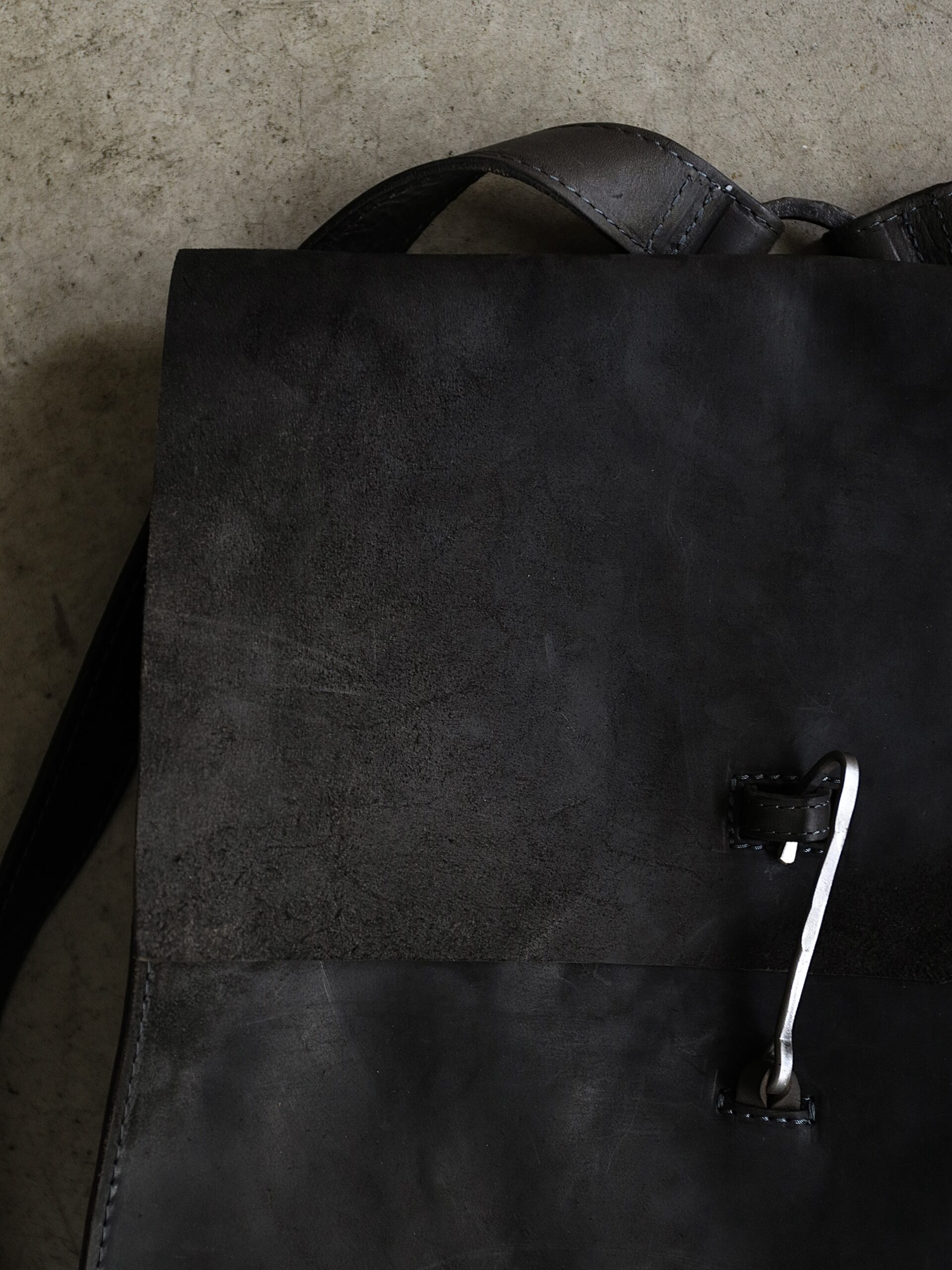 DOCTOR BACKPACK (Onyx) −Horse Culatta Reverse− | mienisi