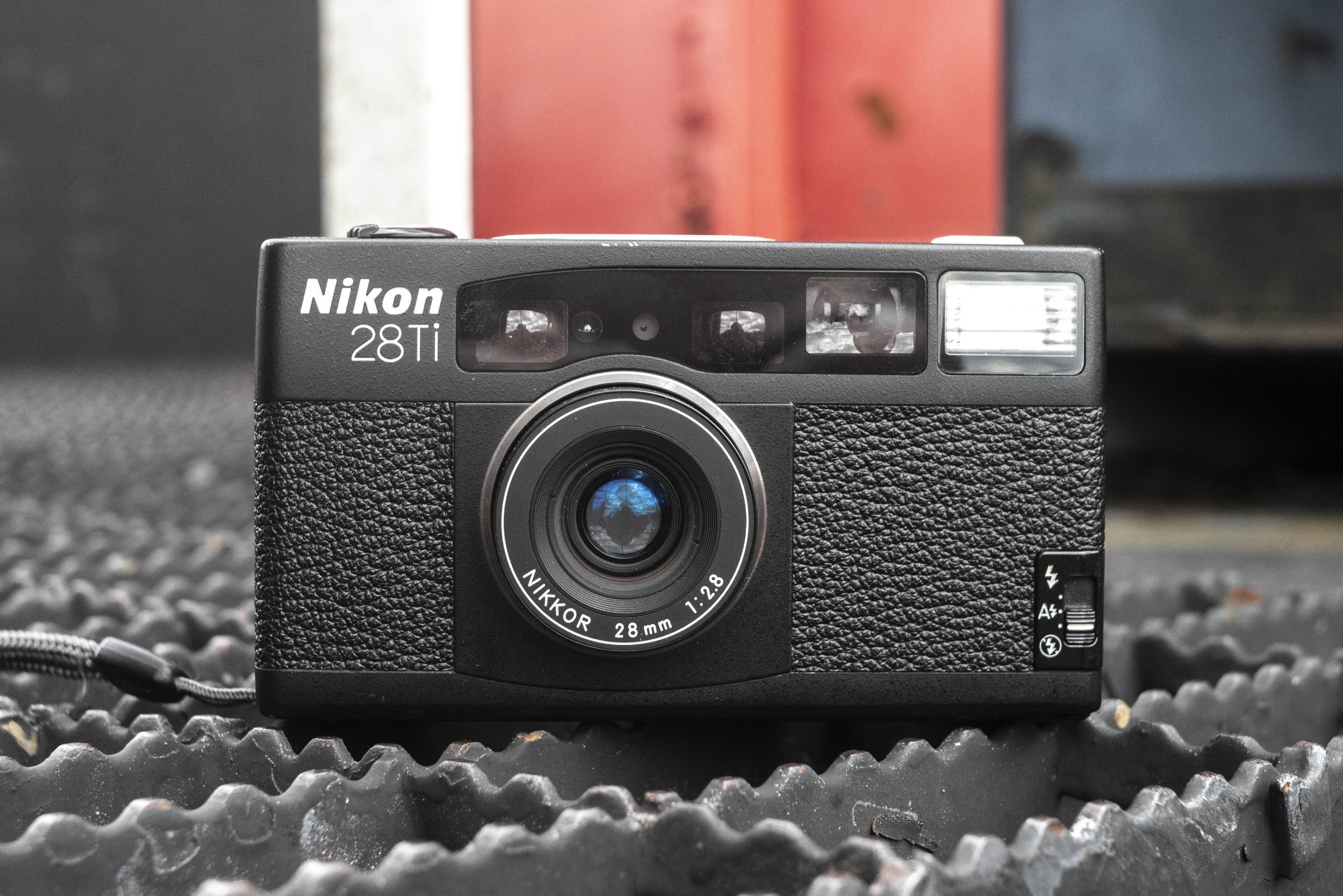 Nikon 28Ti (1994) – mike eckman dot com