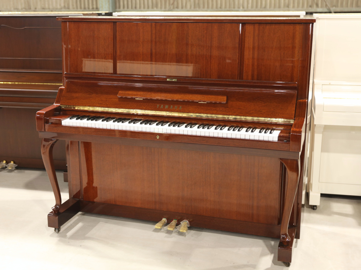 中古ピアノ YAMAHA（ヤマハ）W106 ヤマハ木目ピアノの定番モデル