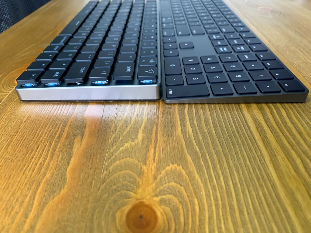 Magic Keyboard スペースグレイレビュー：カッコよすぎなダークカラー