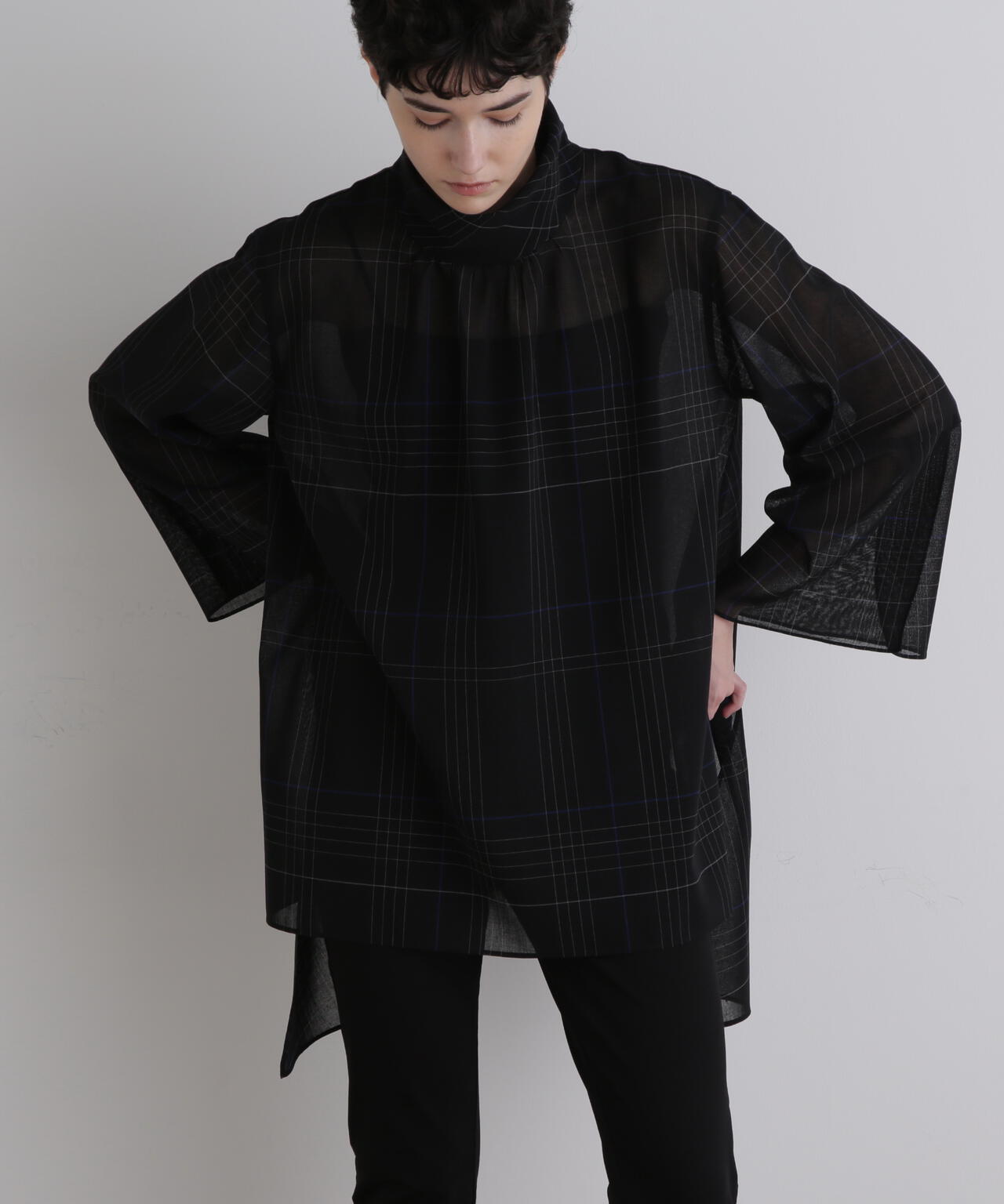 シアーウールハイネックヘムブラウス | LE PHIL（ル フィル） ｜【公式