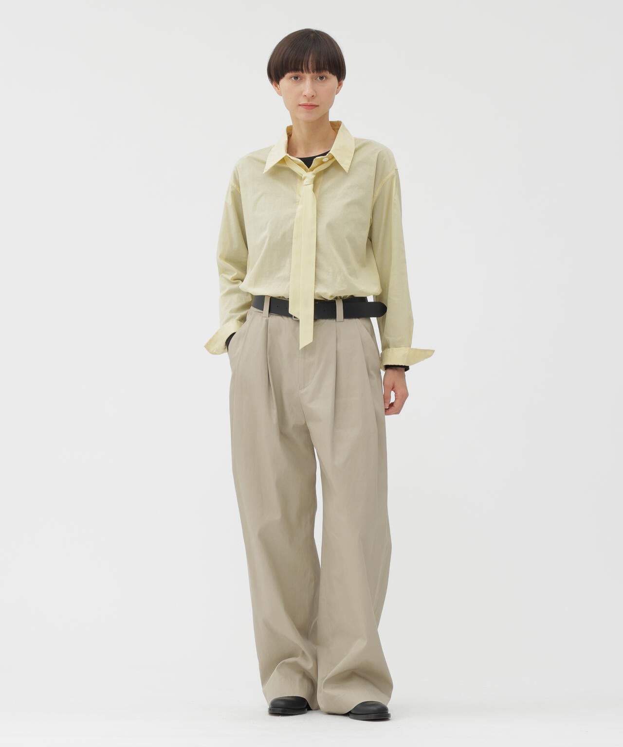 SOFT BRUSHED COTTON TWILL TROUSERS | MARGARET HOWELL（マーガレット