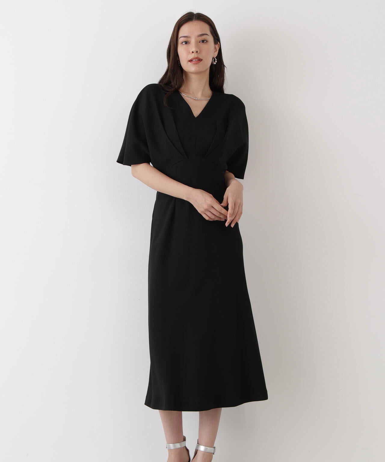 ストレッチツイルVネックワンピース | PINKY&DIANNE（ピンキー