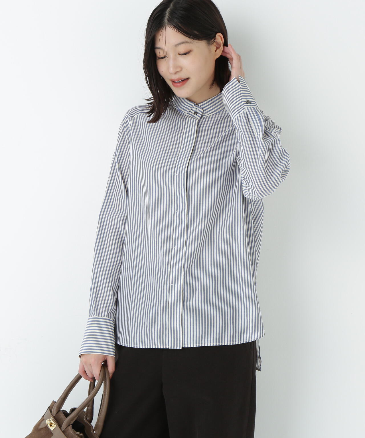ストライプローンハイネックシャツ | human woman（ヒューマンウーマン