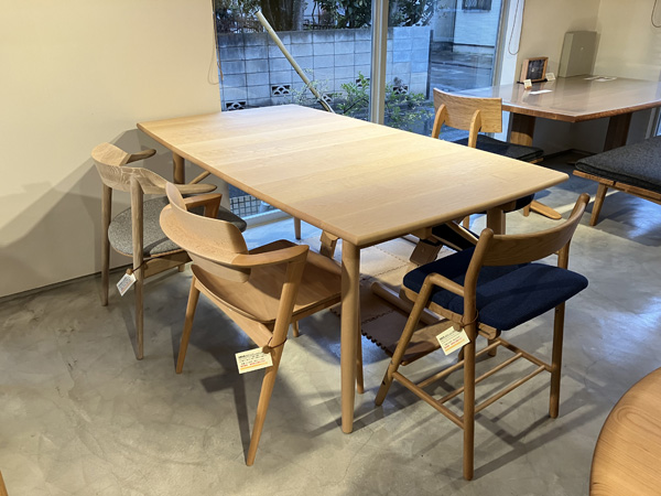 ふ*3様 北の住まい設計社 センターテーブル ローテーブル 無垢