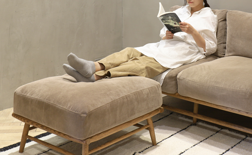 オットマンのフレキシブルな使い方 - MOMO NATURAL