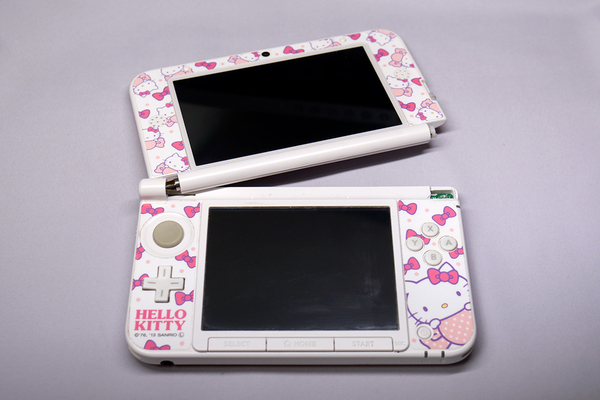 旧ニンテンドー 3DS LL の応急修理 | b's mono-log