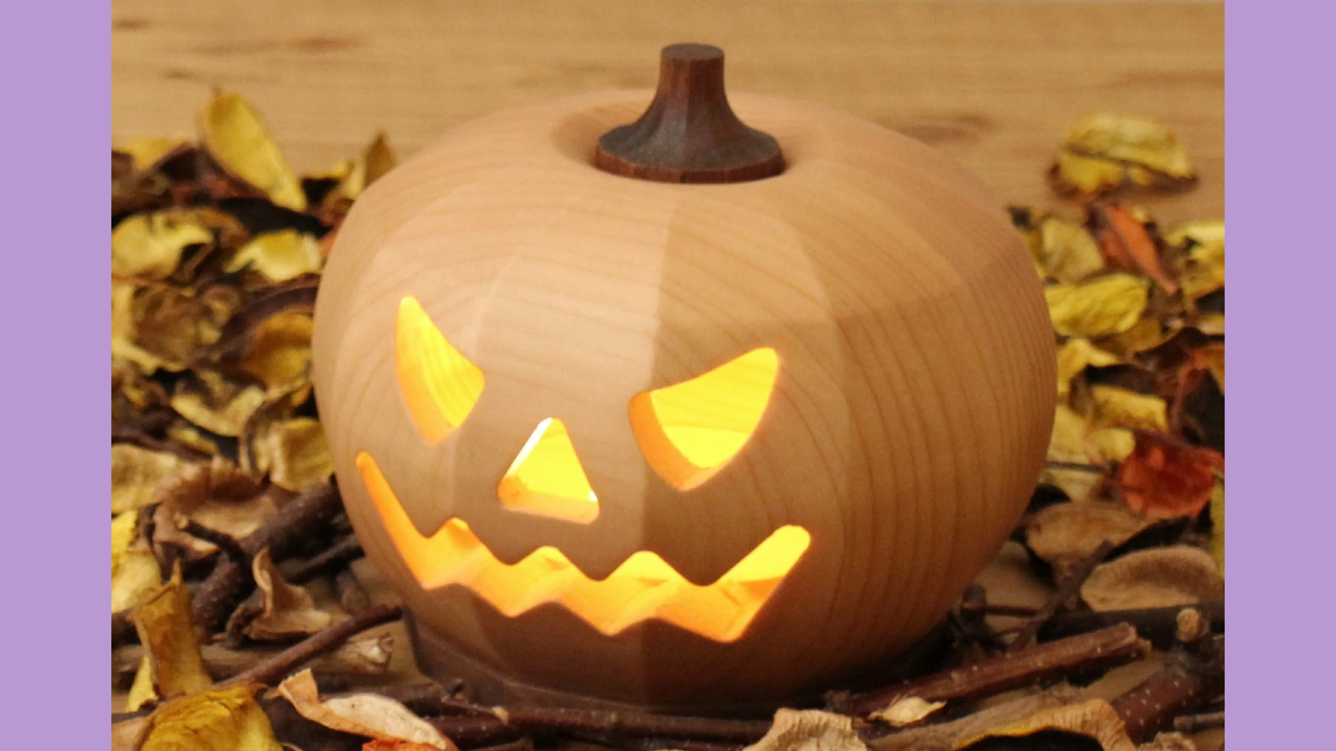 木製ジャック・オー・ランタン｜檜とウォルナットで仕上げた上品な