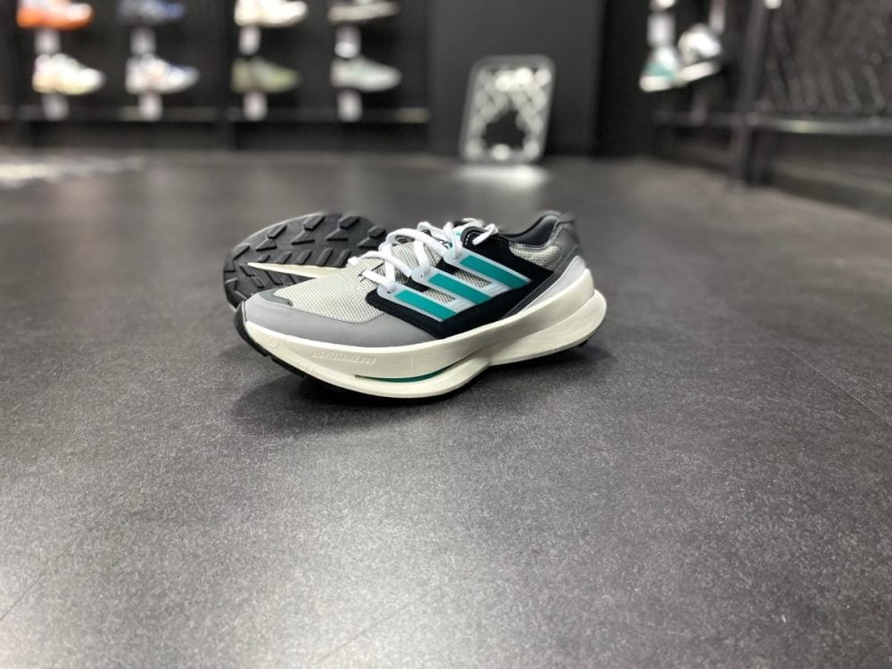 90年代の伝説再び」次世代アディダスの象徴が誕生！EQTの魂を受け継ぐ