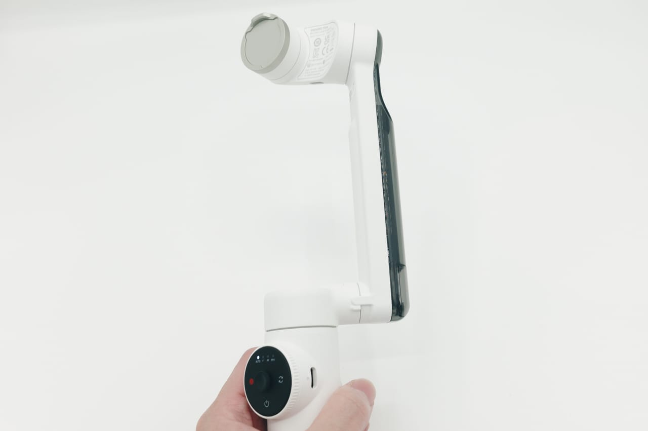 スマホジンバルの決定版 Insta360 Flow レビュー／持ち運びやすくAI