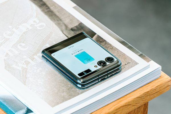 motorola razr 40 ultraレビュー！ 大画面アウトディスプレイで新たな