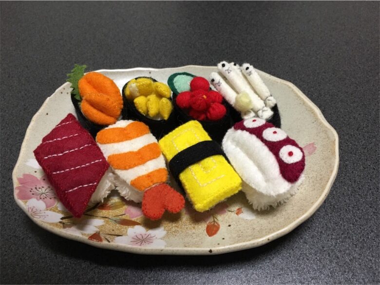 🍣フェルトのにぎり寿司の作り方・手作りのおままごとセット