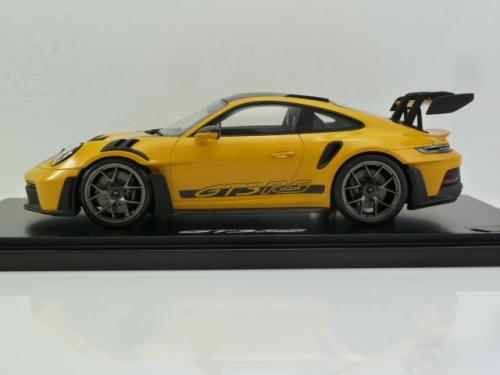 Porsche 911 (992) GT3 RS Weissach Package Signal Yellow 1:18