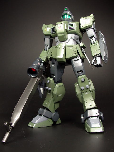 MODEL RUNNER KZ 1/100 MG 陸戦型ｼﾞﾑ（ｽﾅｲﾊﾟｰ）