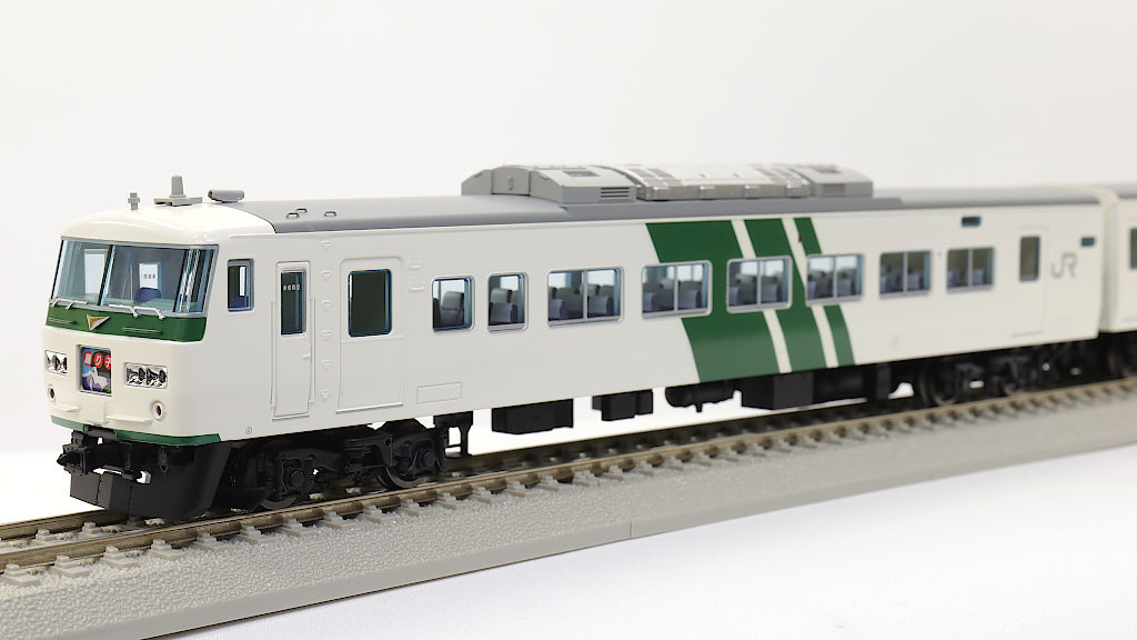 天賞堂 [55057] 185系200番代 踊り子色（JR晩年仕様）7両セット (1:80