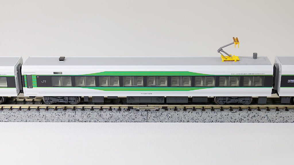 KATO [10-1884] E257系5500番台「草津・四万/あかぎ」5両セット (N