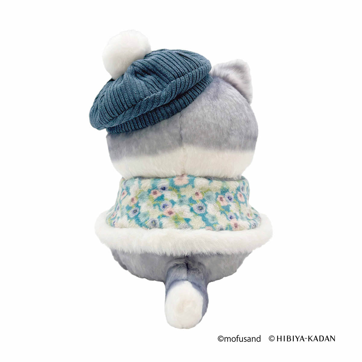 雲の帽子をかぶったグレーの猫のぬいぐるみ 雲の帽子をかぶったグレー