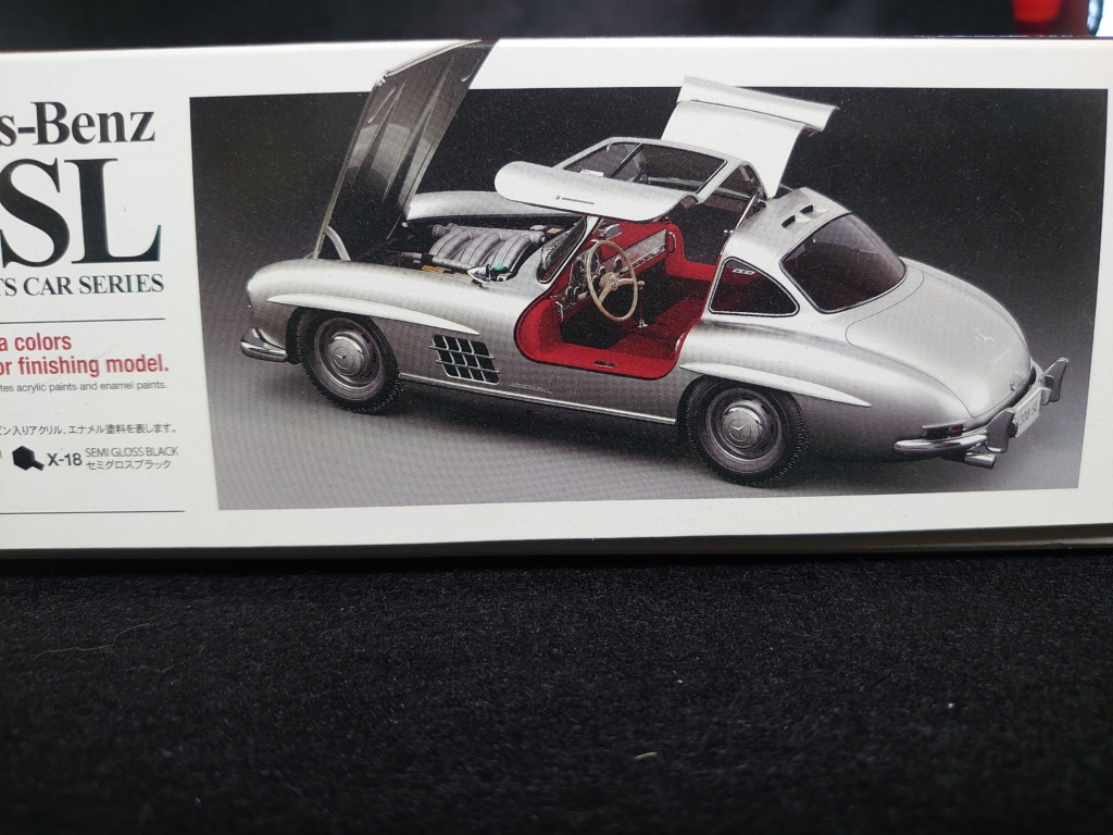 タミヤ 1/24 Mercedes-Benz 300SL その1 | 気まぐれプラモ趣味ブログ