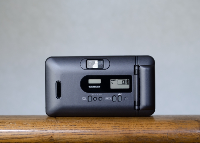 Konica BiG mini F： Light & Bright – Morography StoicBitch