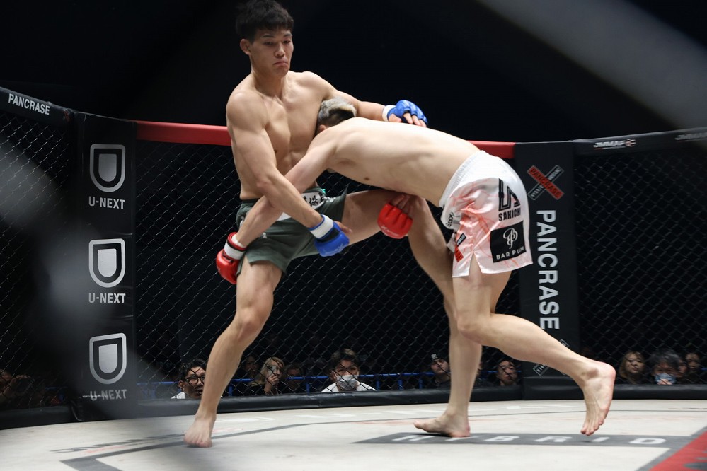 Pancrase360】髙橋が左足を負傷して2Rに臨めず。初回にTD&バック奪取の
