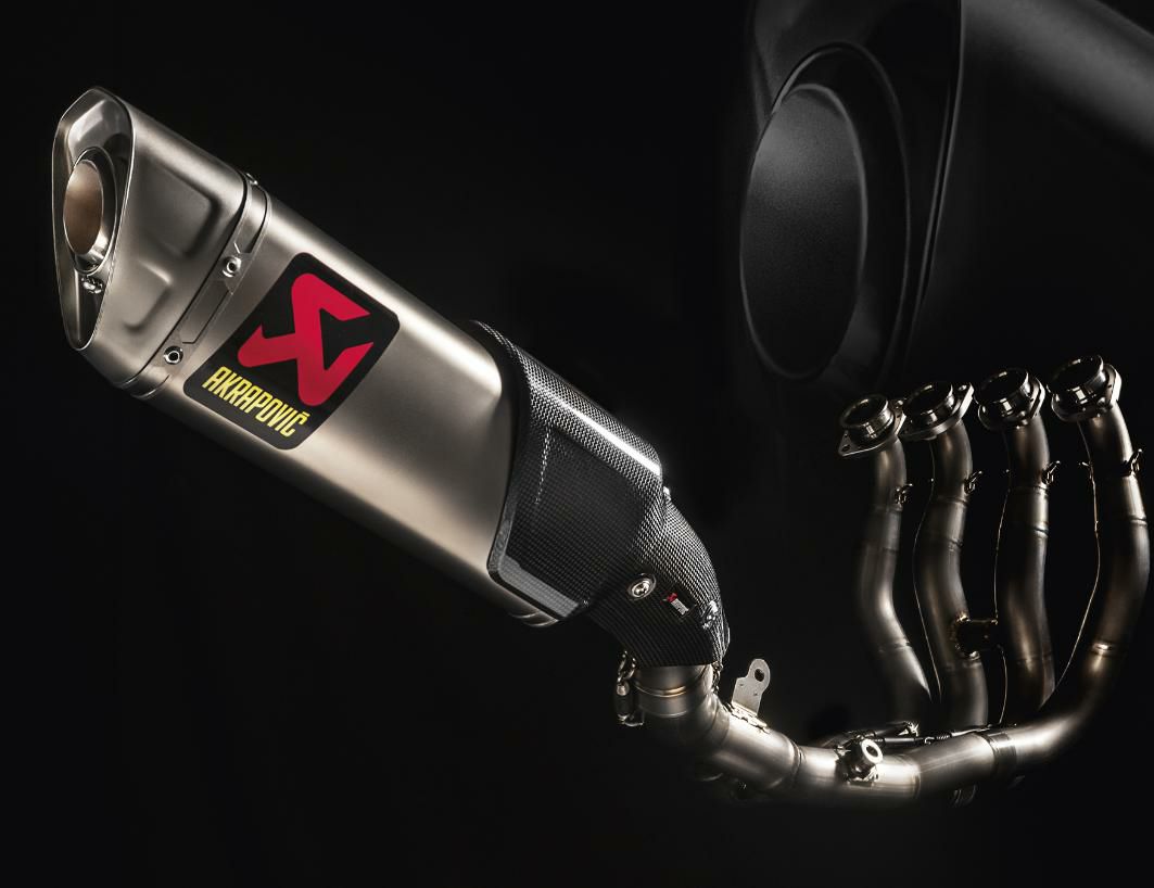 Akrapovic (アクラポヴィッチ) スリップオン・チタン・YZF-R6・06-20