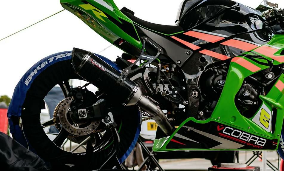 カワサキ ZX-10R 2017-20 スリップオンマフラー カーボン 