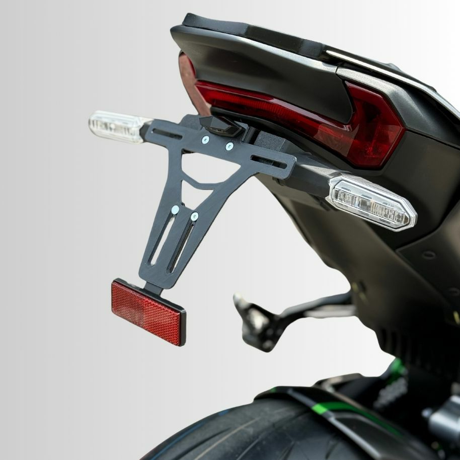 Z900 2025～ フェンダーレスキット アルマックス | バイクカスタム