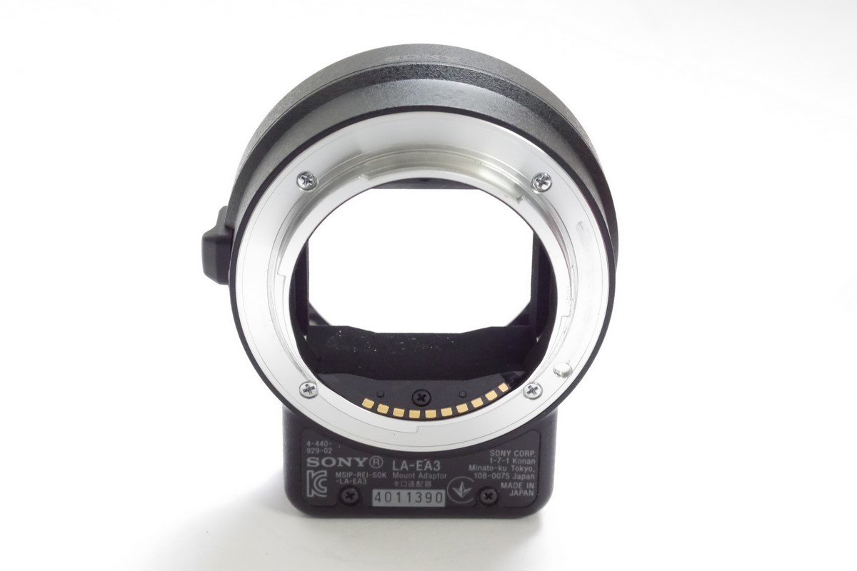 Sony LA-EA3 Mount adapter for Sony E mount lenses on A mount
