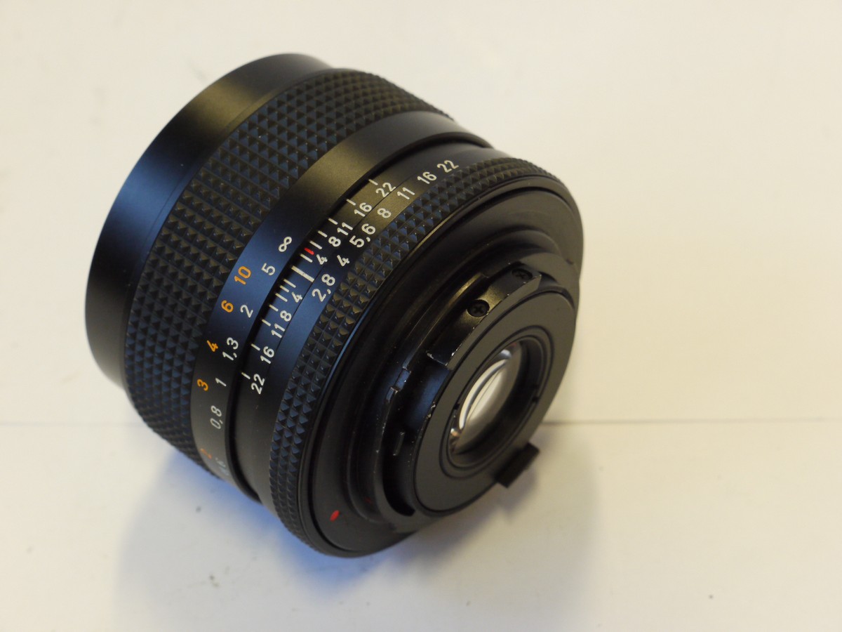 Carl Zeiss 35mm f2.8 Distagon T* manual focus Contax/Yashica AE