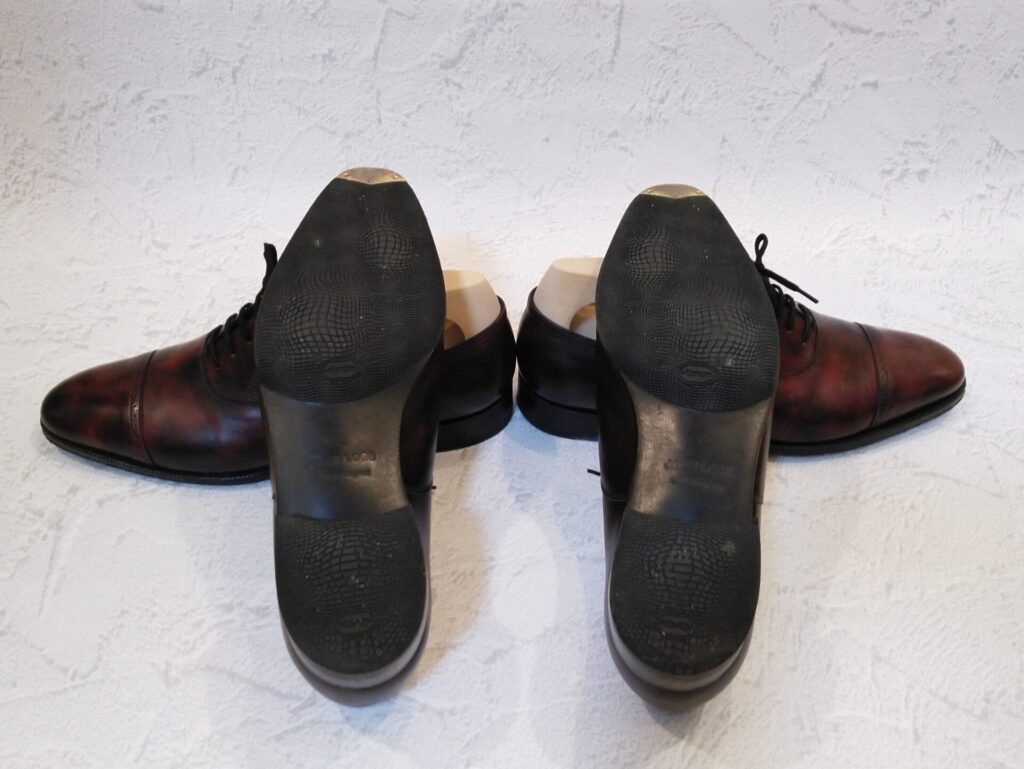 ジョンロブ・フィリップ2のミュージアムカーフ（ダークブラウン）の