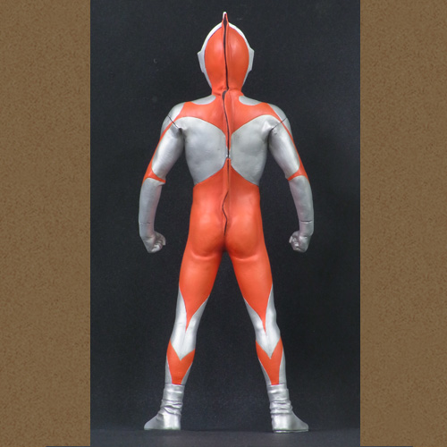 大怪獣シリーズ 「ウルトラマン Cタイプ」 スタンディングポーズ 発光