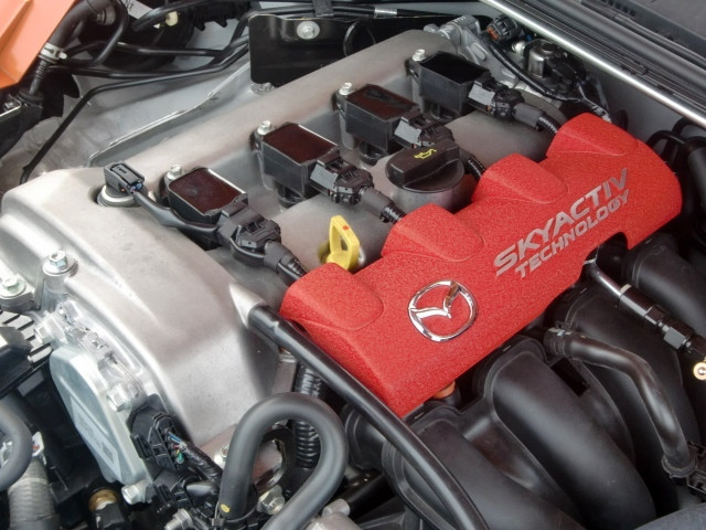 NDロードスター用エンジンヘッドカバー | MZRacing