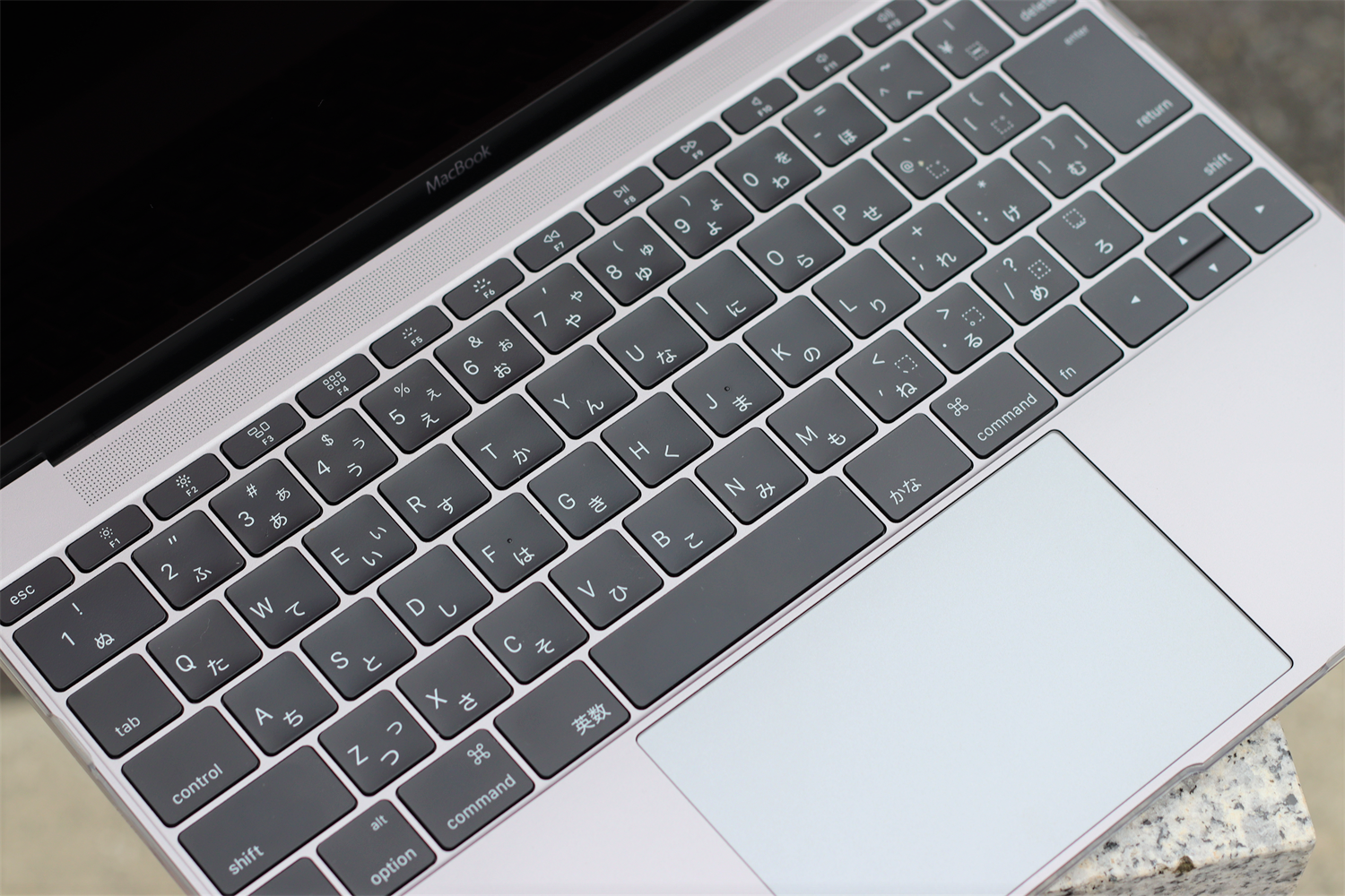 オフィス付き MacBook 12インチ 2泊3日～ Mac OS/SSD/webカメラ