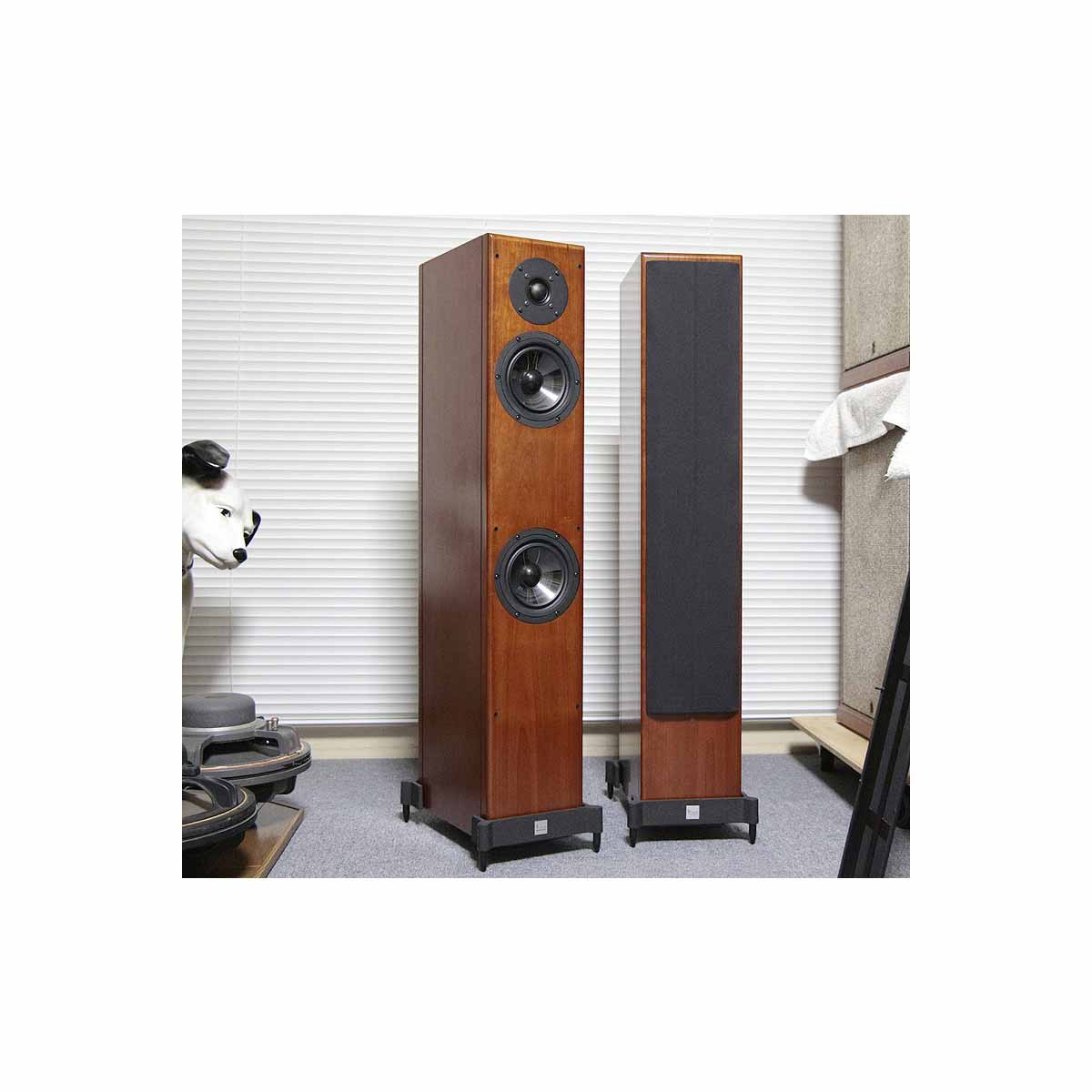 久々入荷のSTAXイヤースピーカー SRM-323A/SR-303