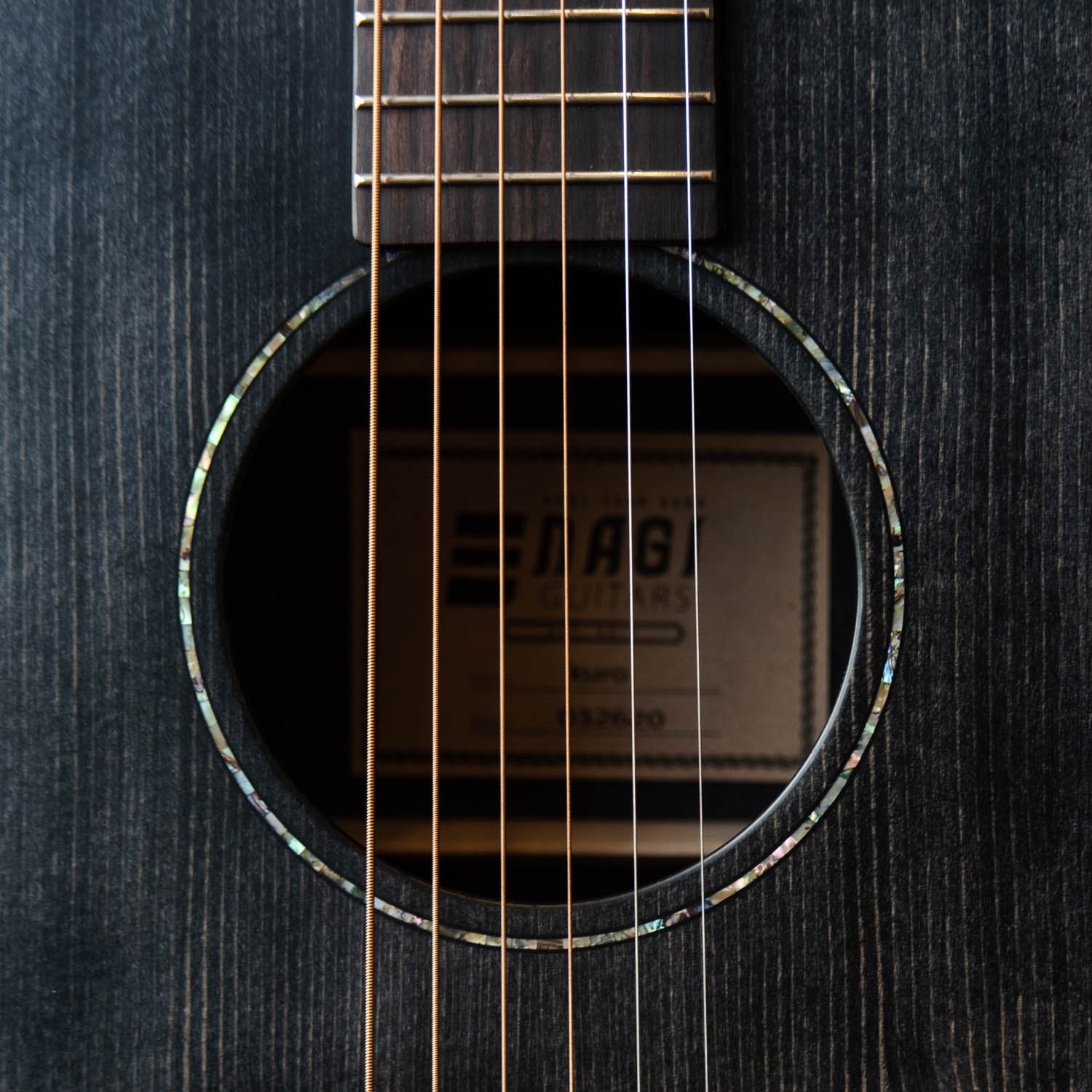 kuro | REGULAR MODEL | NAGI GUITARS