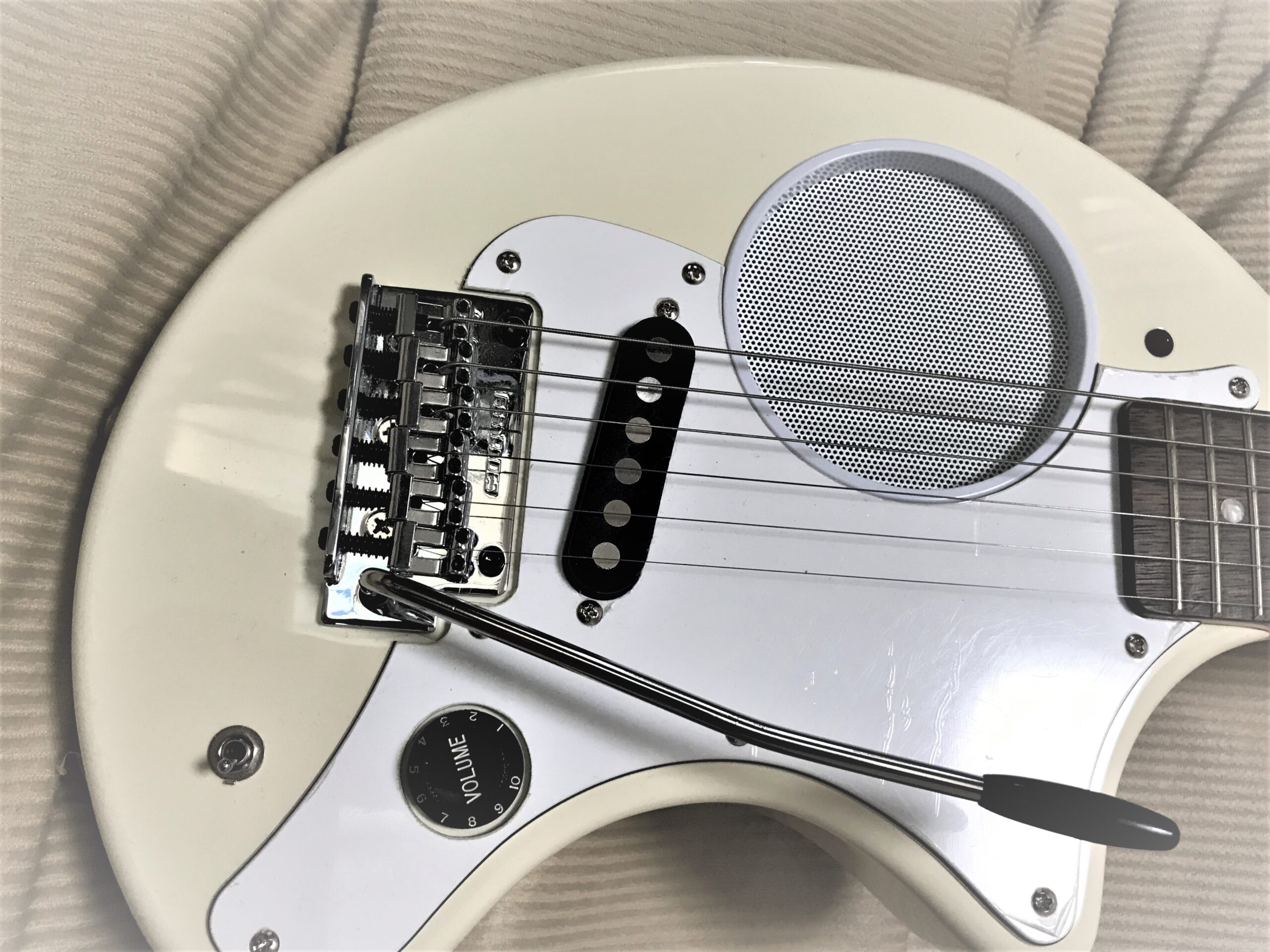 ZO-3ギターをレビュー！軽量性にすぐれる自宅練習用ミニギター
