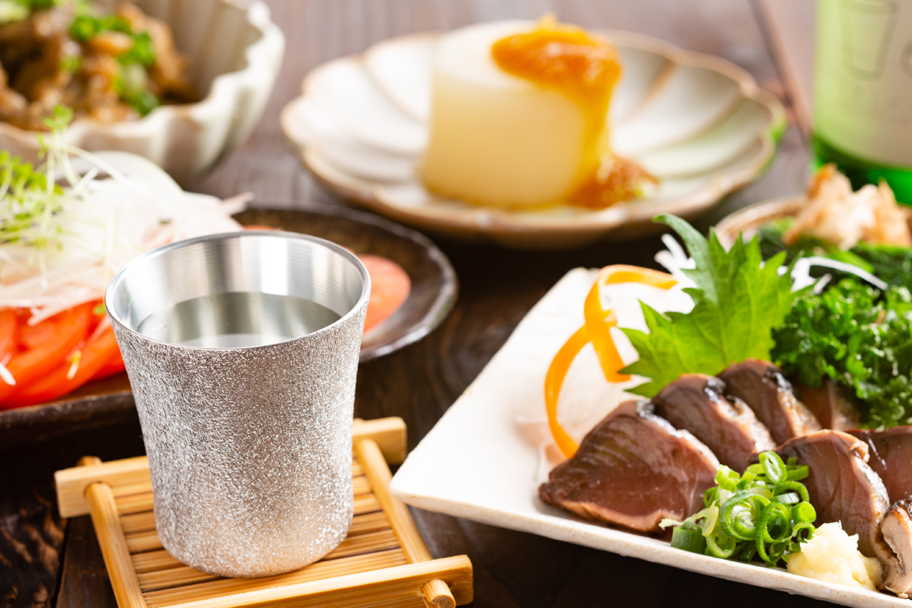 錫製品へのこだわり｜中子の技術 | 錫製品のNAKAGO