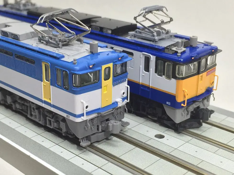 EF65 1065号機,1033号機 JR貨物仕様が入線です。TOMIX 98937